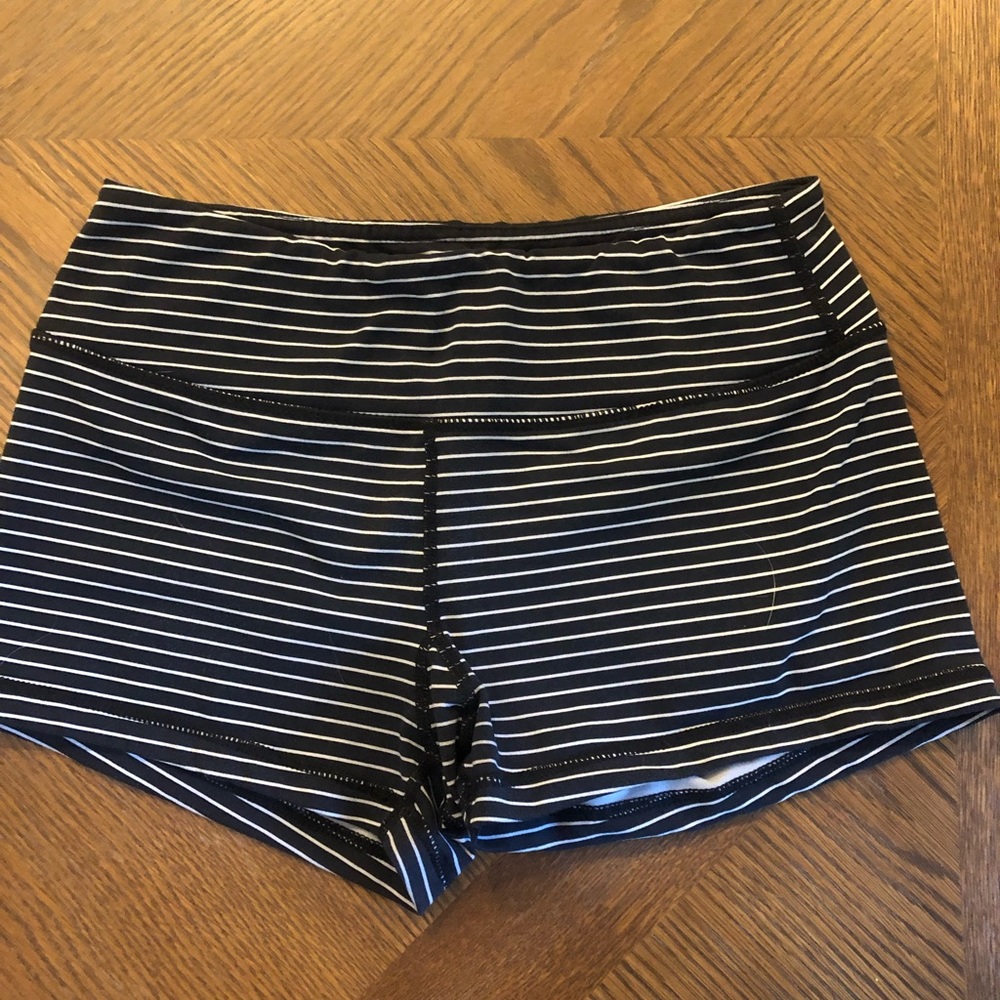 Savage Barbell, Womens S, Black and White Striped, Excellent Used Condition